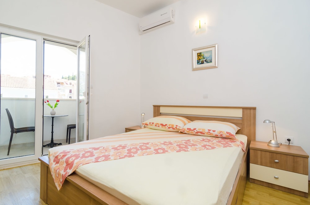 Double Room (Apartments &amp; Rooms Barišić - Do) photo 3
