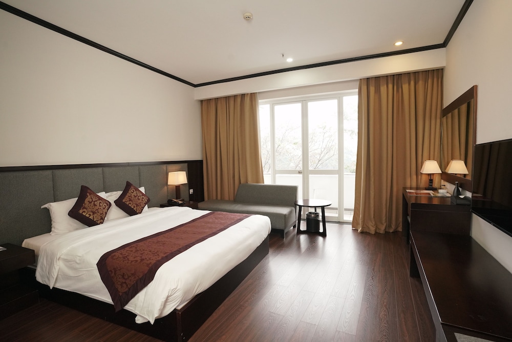 Superior Double or Twin Room photo 3
