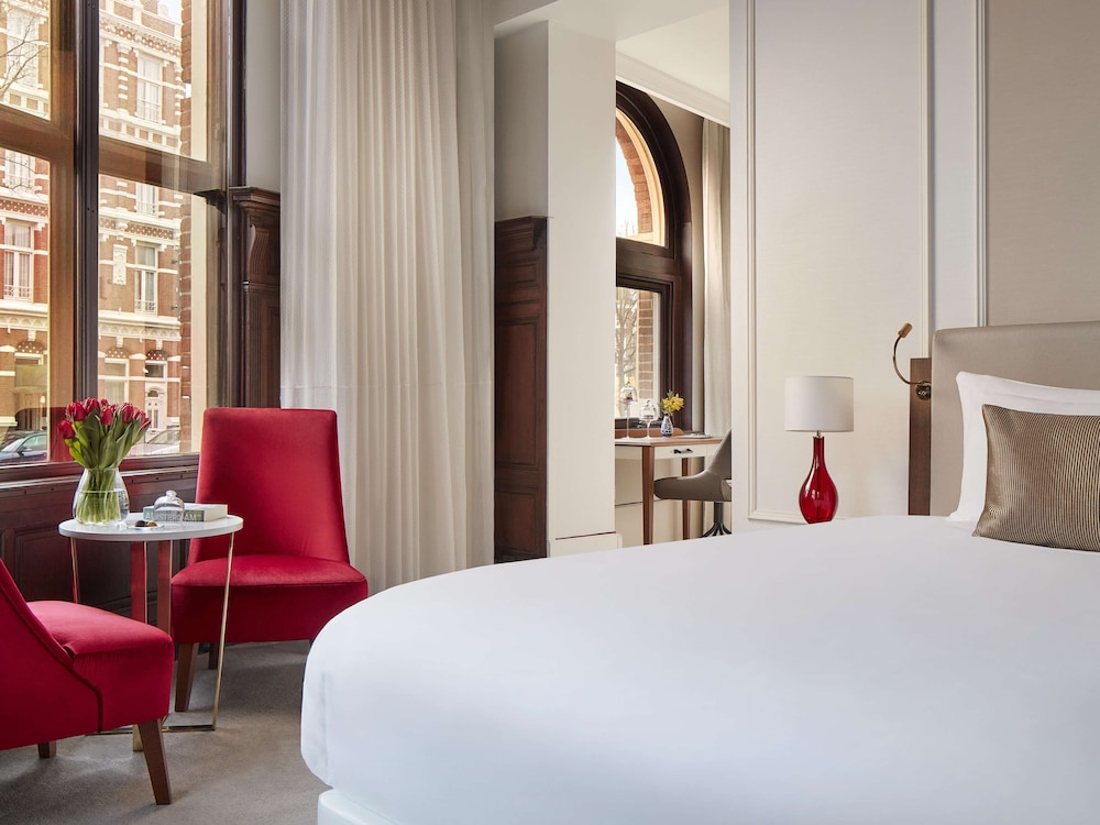 Presidential Suite (Empress Suite)