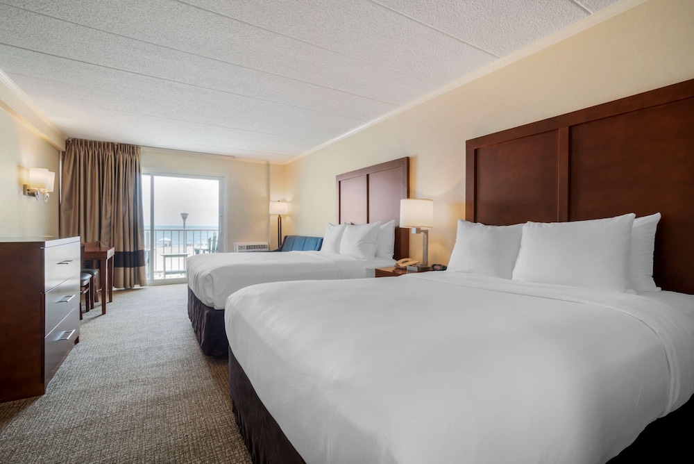 Room, Multiple Beds, Non Smoking (Efficiency) photo 1