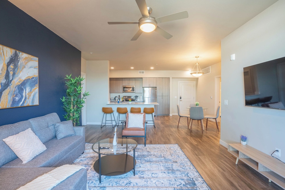 Executive Apartment, 2 Bedrooms, Balcony photo 3