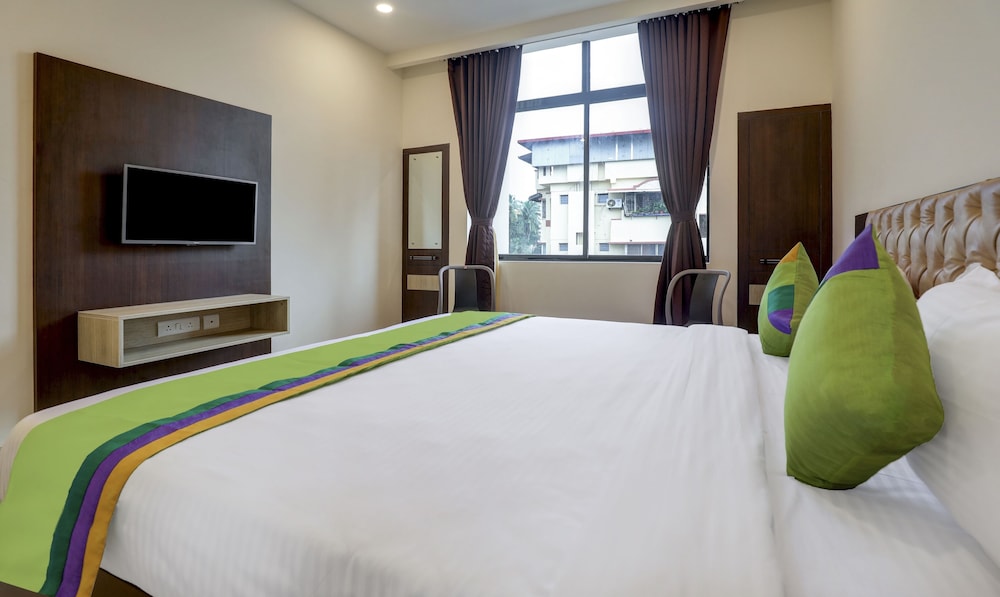 Standard Double or Twin Room - Photo 6