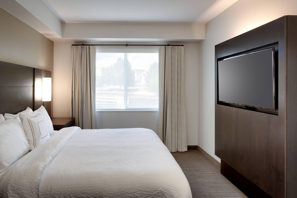 Suite, 1 Bedroom (Hearing Accessible) photo 1