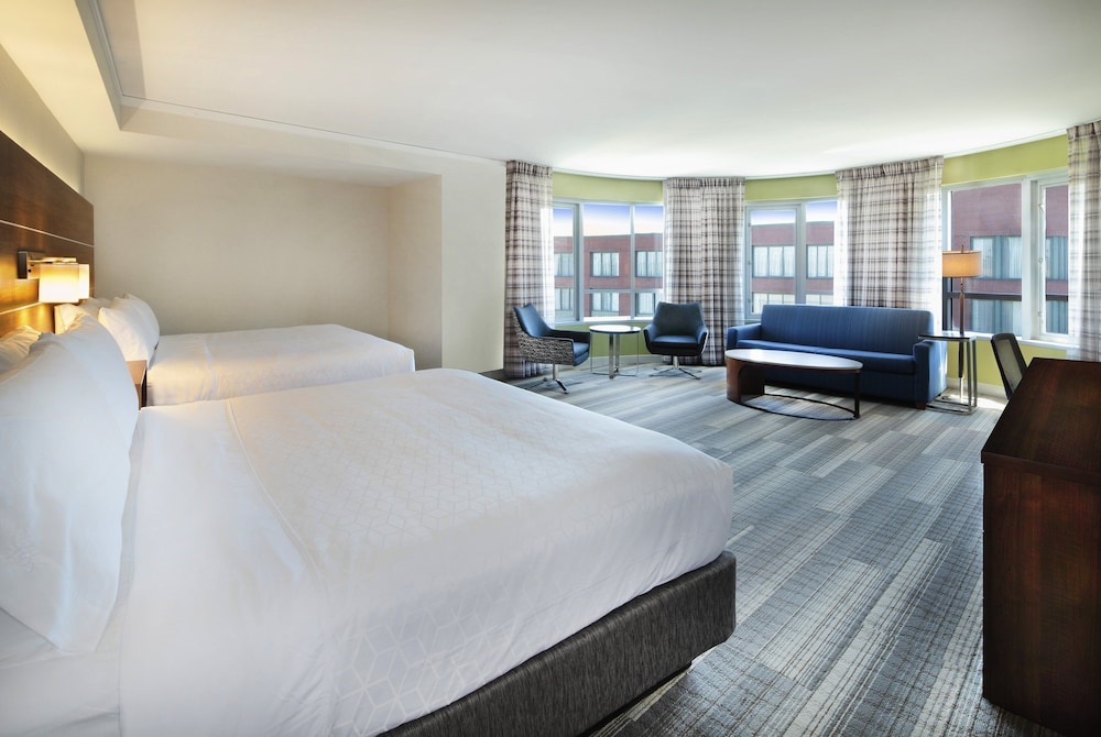 Suite, Multiple Beds - Photo 1