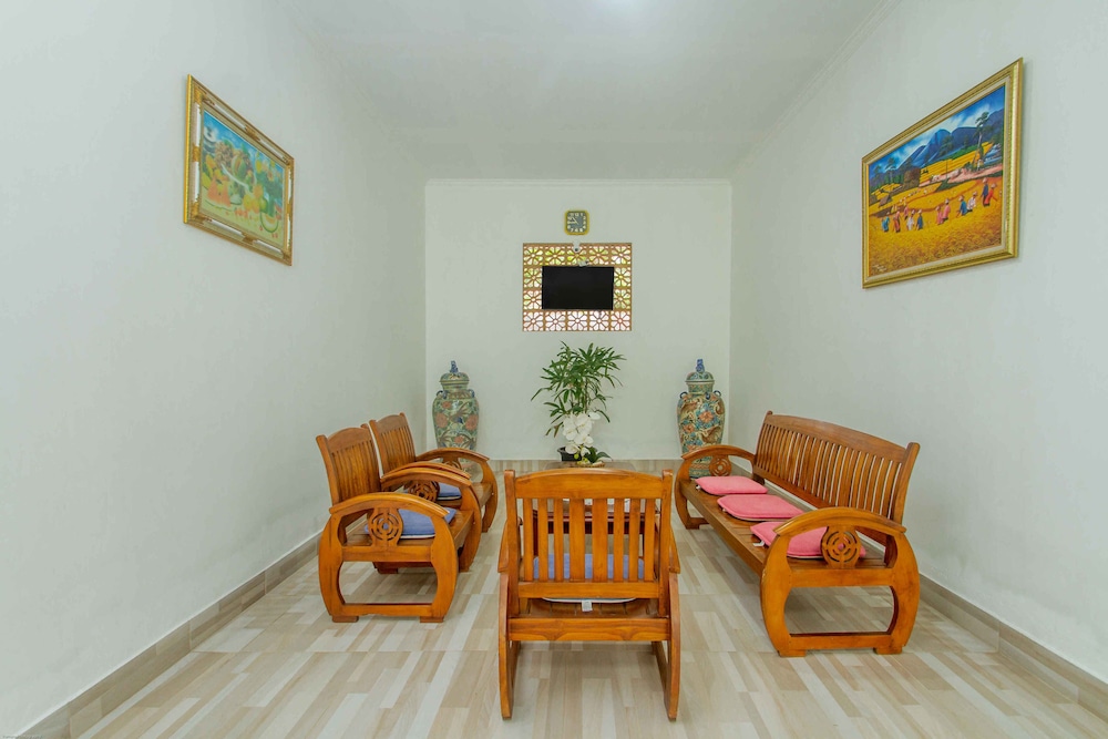 Standard Double Room - Photo 8