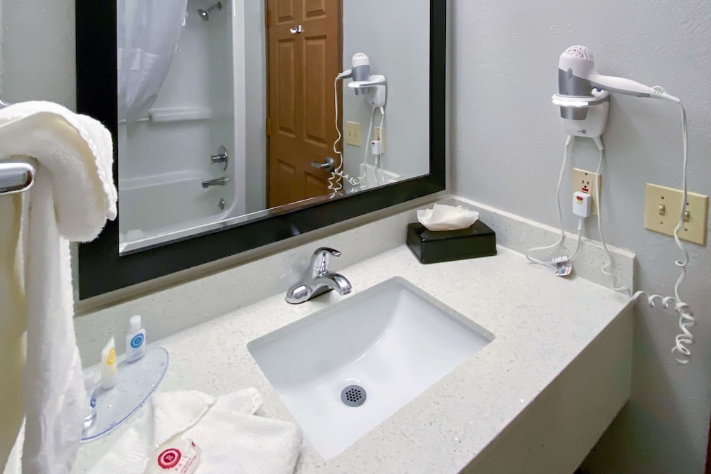Executive Room, 1 King Bed, Non Smoking - Photo 4