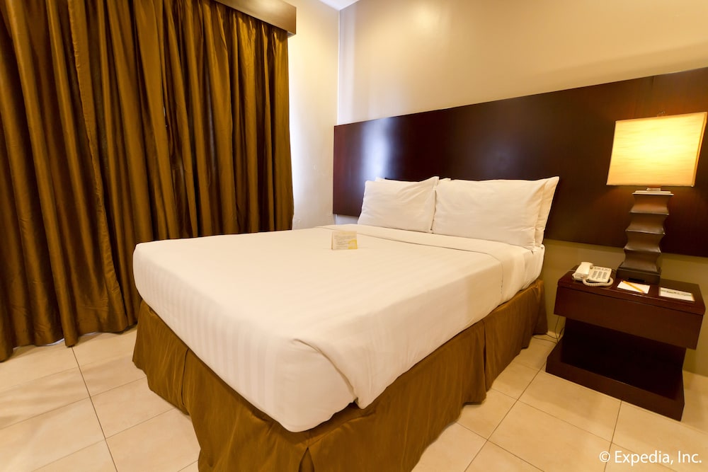 Superior Suite - Photo 6