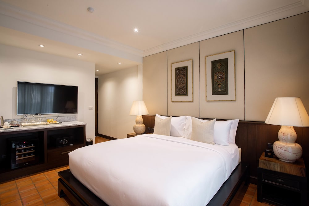 Grand Suite, 1 King Bed, Non Smoking - Photo 20