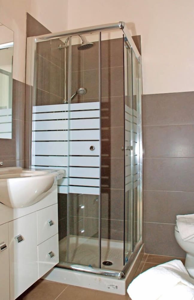 Triple Room, Multiple Beds photo 2