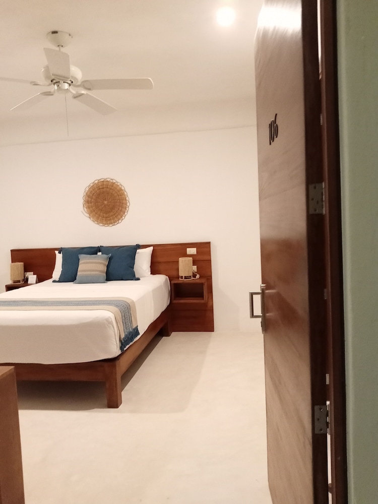 Superior Room - Photo 5