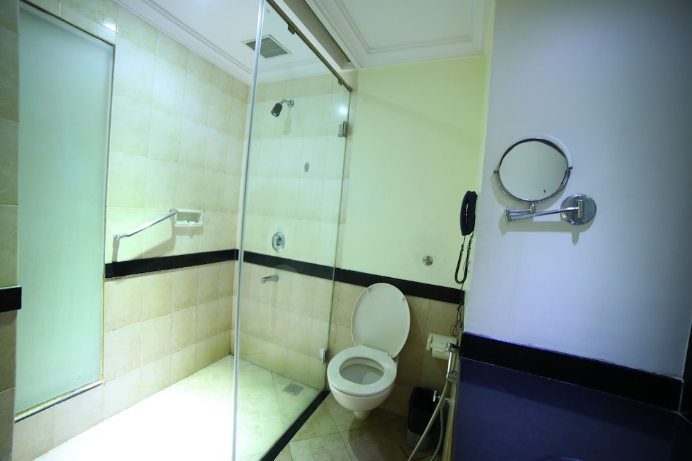 Deluxe Triple Room photo 2