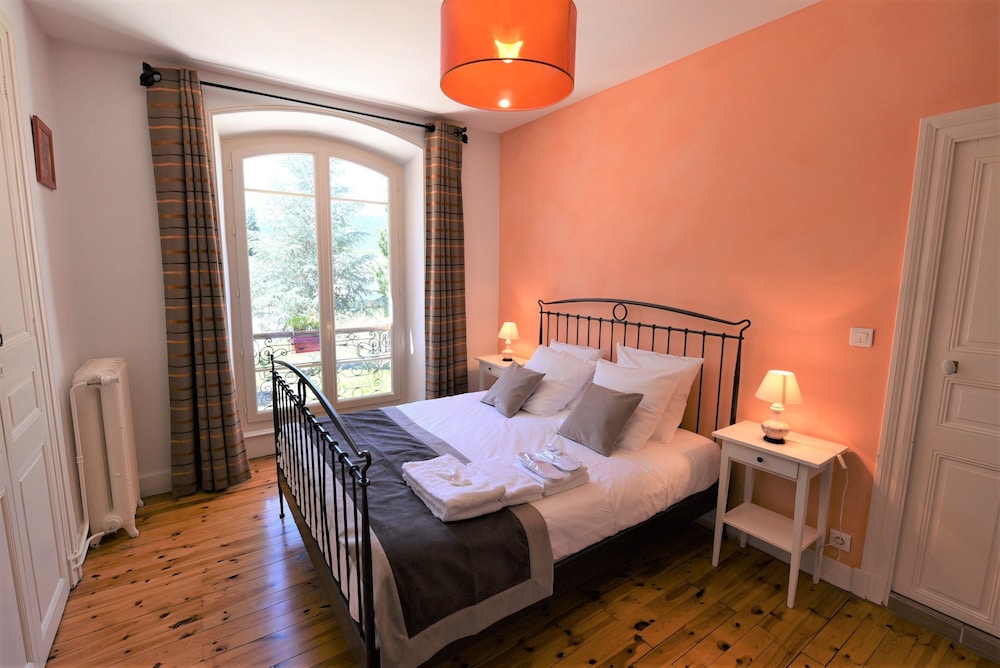 Double Room (Rose) photo 1