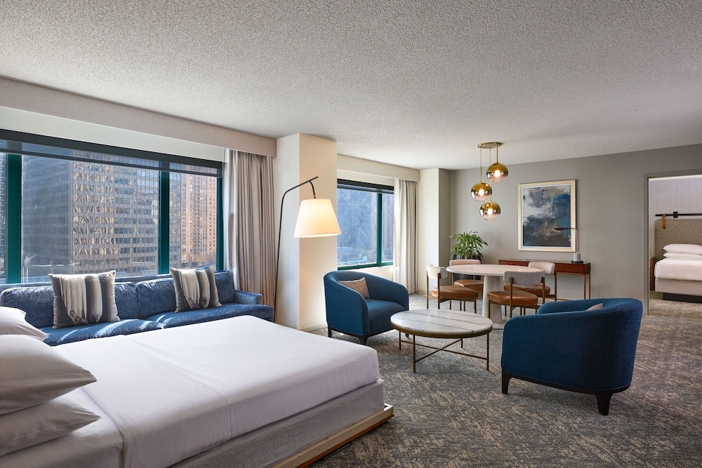 Suite, 1 Bedroom, Pool Access (River View)