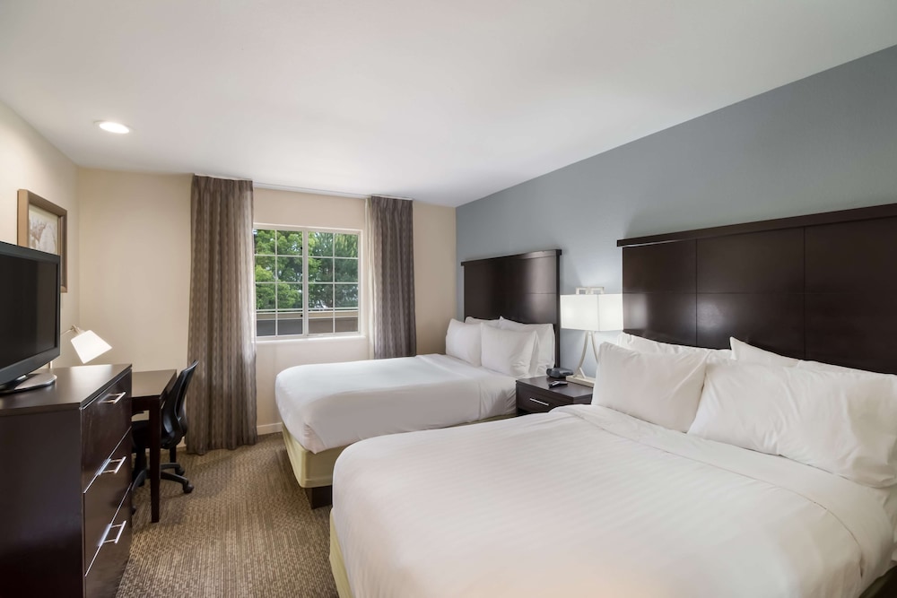 Suite, Multiple Beds (Two Bedroom) - Photo 1