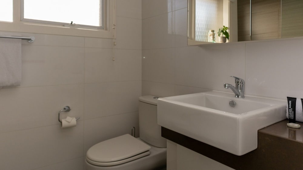 House, 3 Bedrooms photo 2