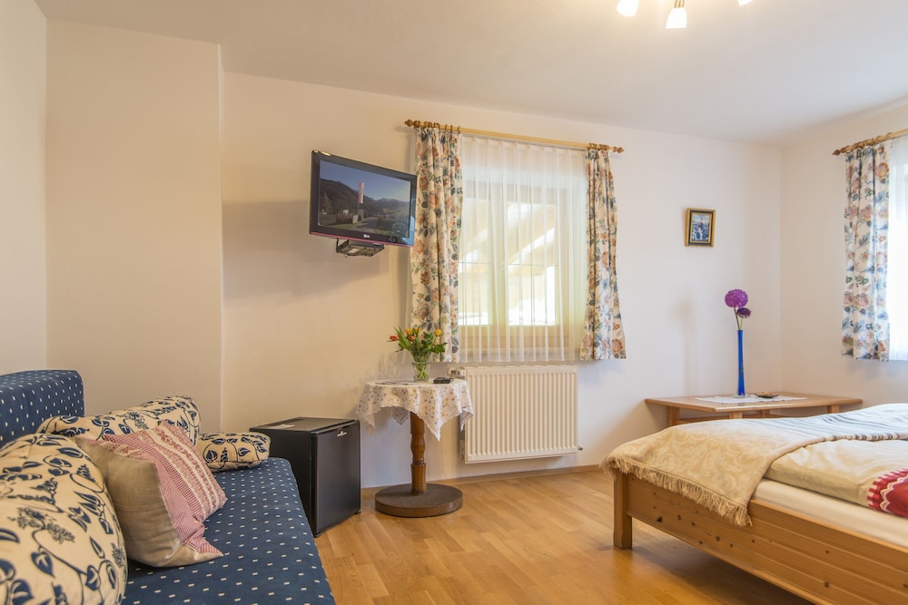 Standard Double Room, 1 Double Bed photo 2