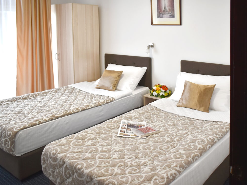 Superior Double or Twin Room - Photo 1
