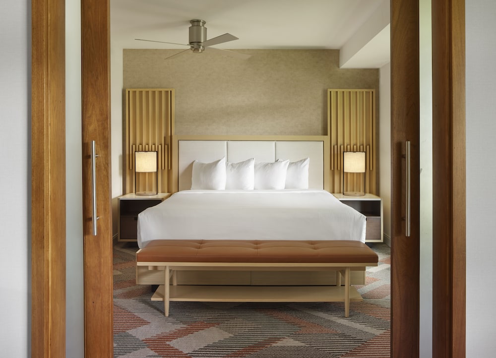 Suite (Monterey) photo 3