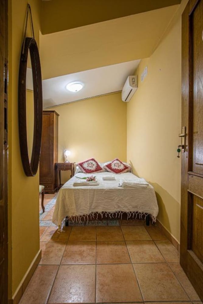 Basic Room photo 1