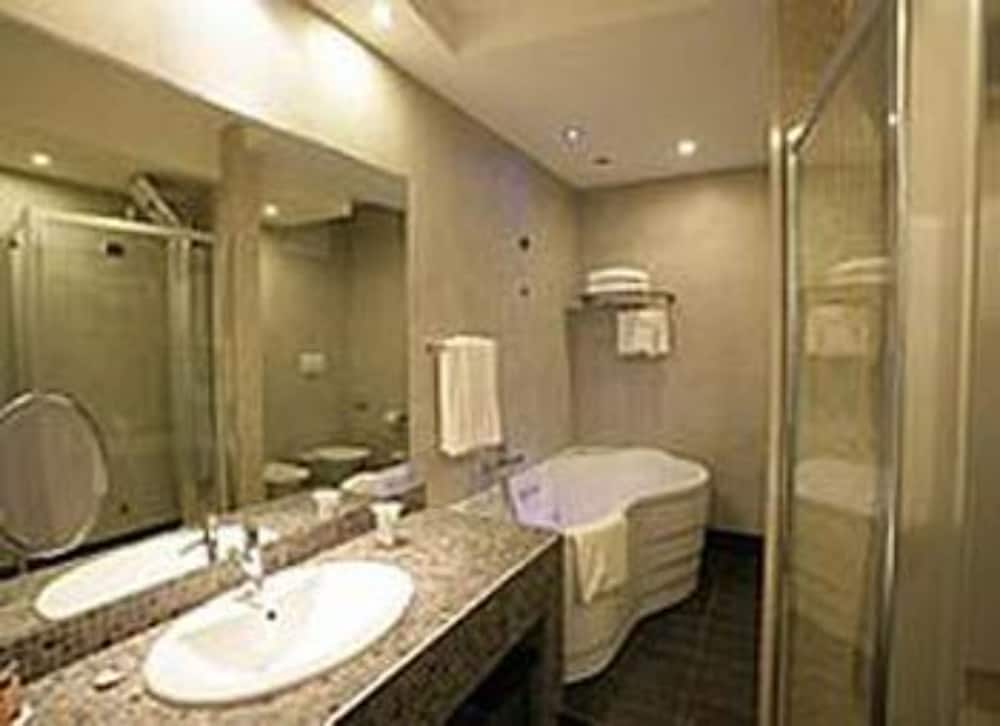 Superior Double Room - Photo 5