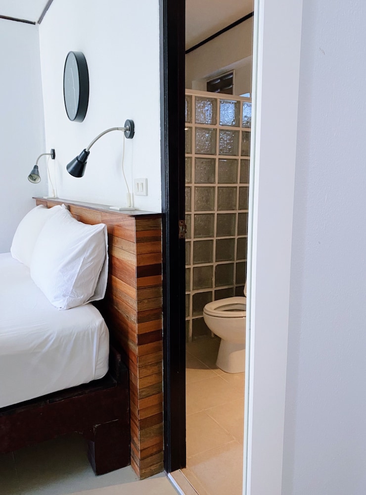 Standard Room photo 3
