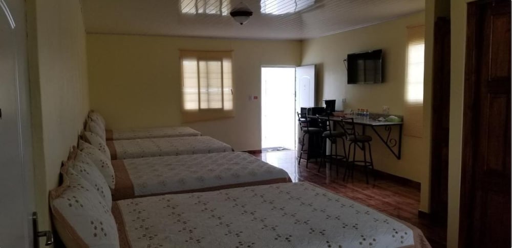 Family Quadruple Room photo 1