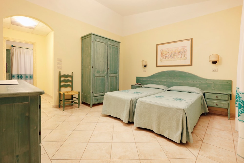 Apartment, 1 Bedroom (4 Adults) photo 2