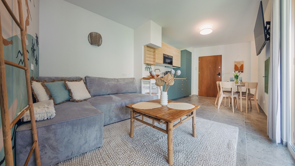 Apartment (A 4) photo 2