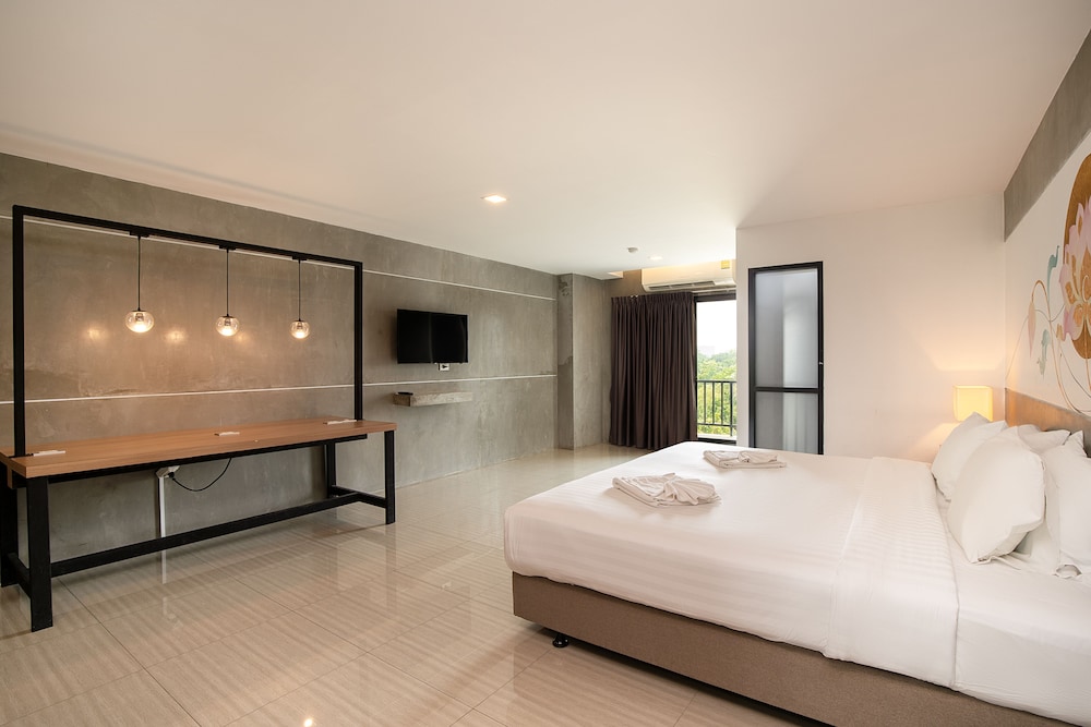 Deluxe Twin Room photo 3