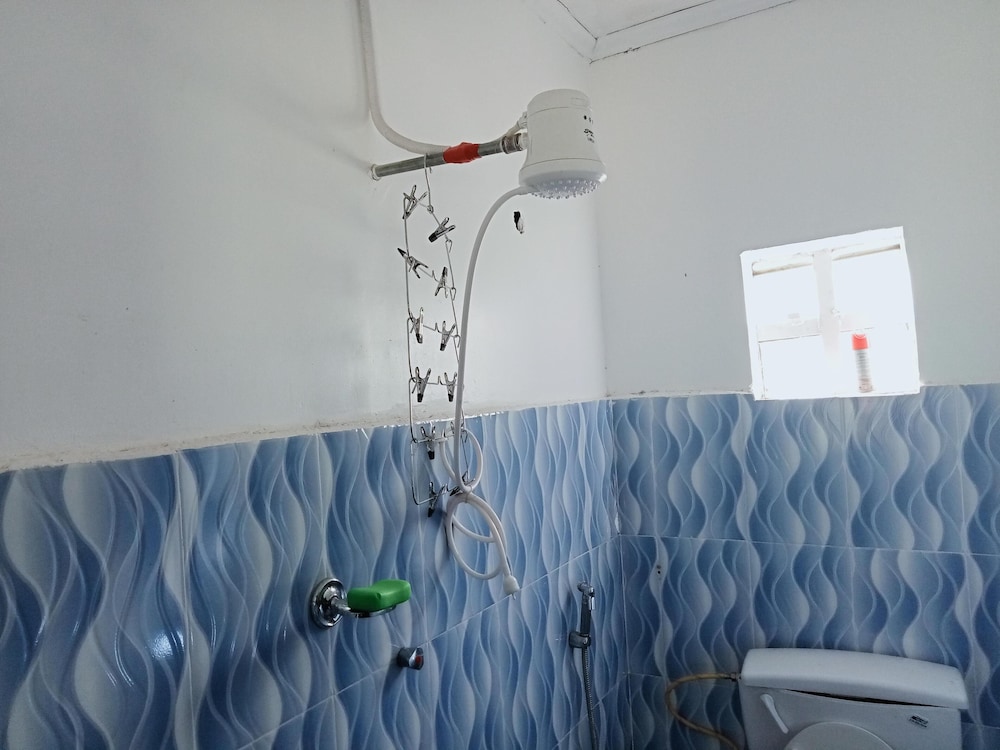 Basic Single Room photo 3