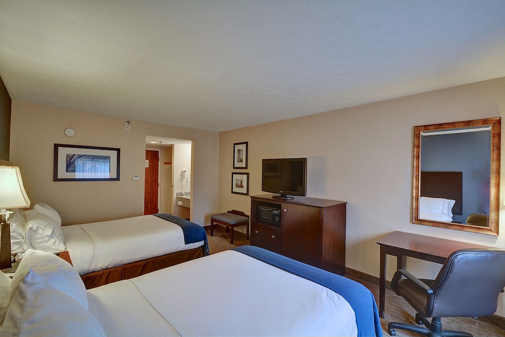 Standard Room, 2 Double Beds