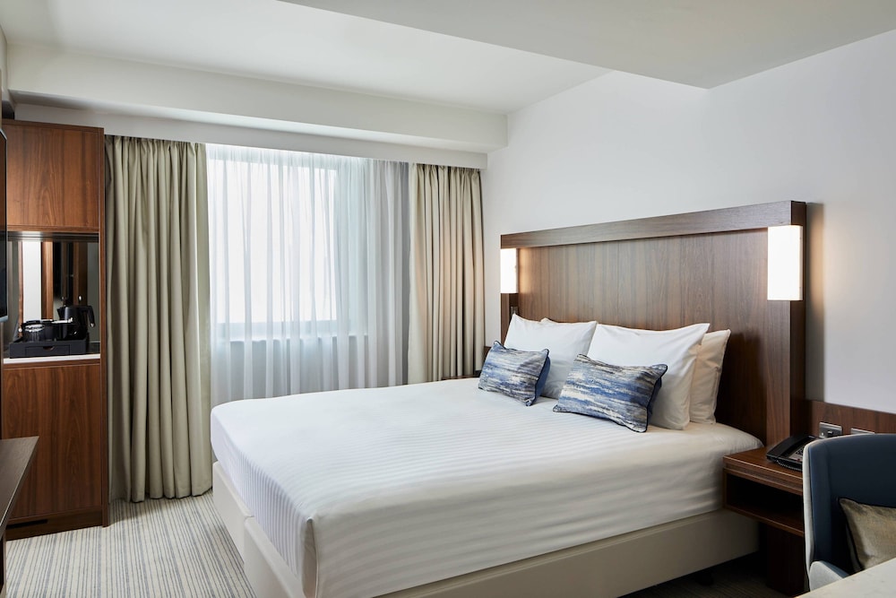 Deluxe Room, 1 King Bed