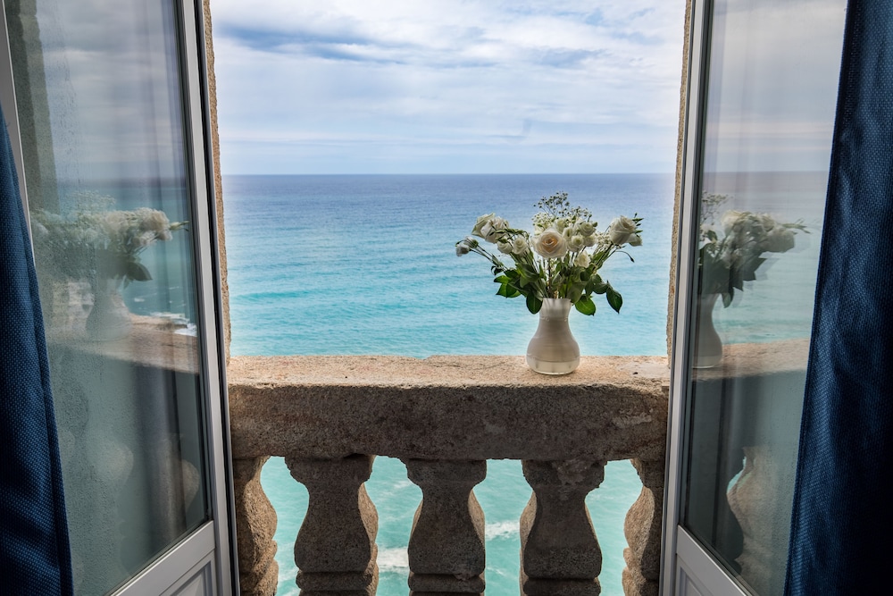 Triple Room, Sea View photo 1