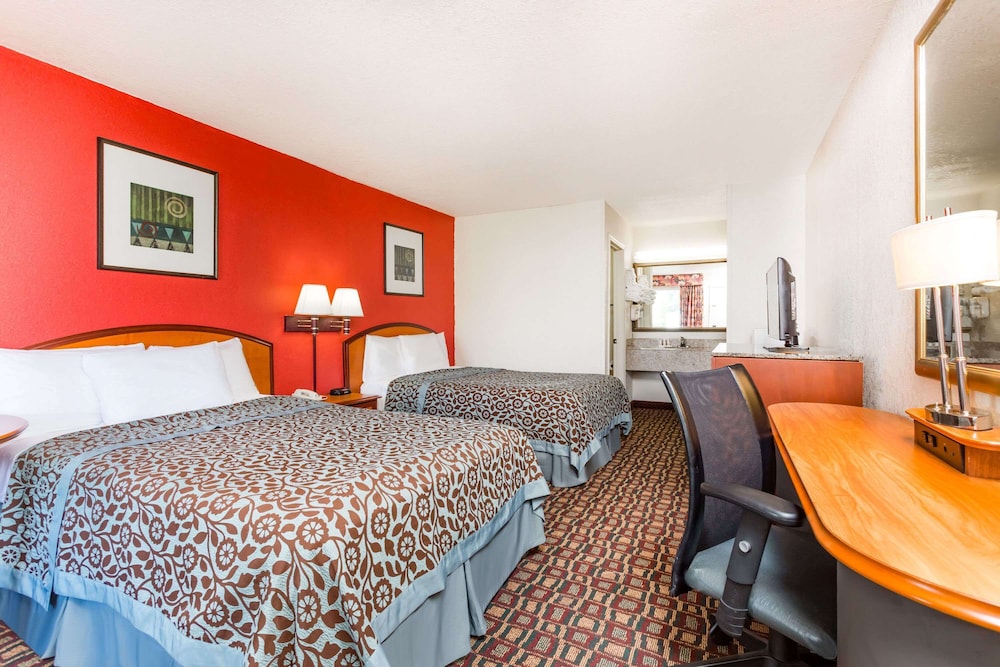 Double Room, 2 Double Beds - Photo 3