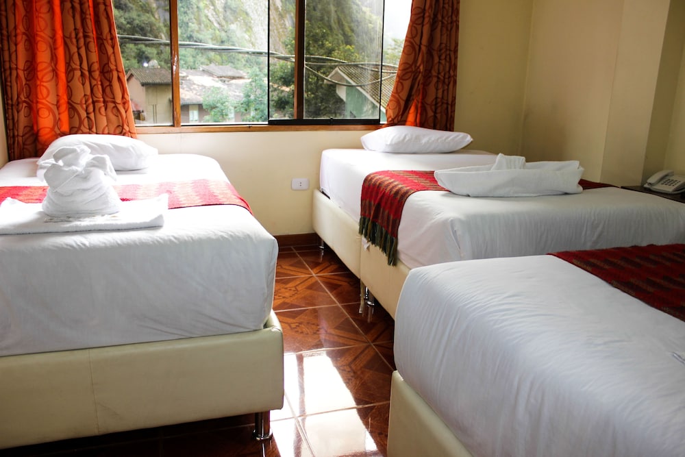Triple Room, 3 Twin Beds photo 1
