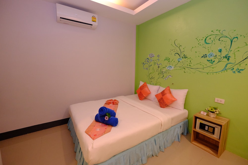 Standard Double Room with Air Conditioner photo 1