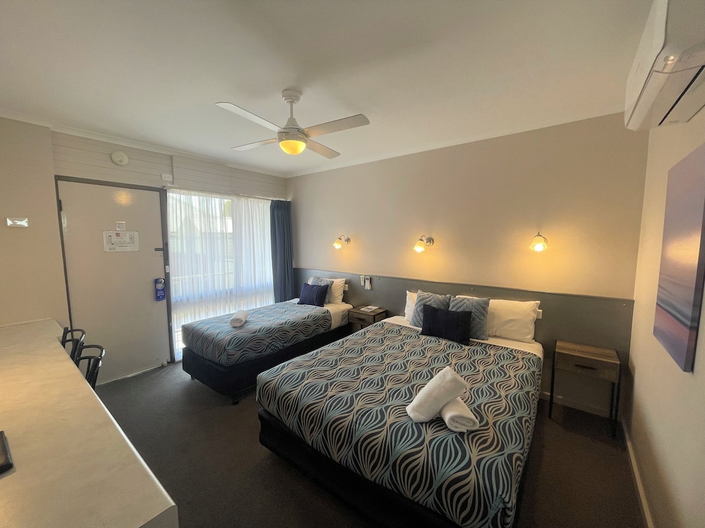 Standard Twin Room photo 1