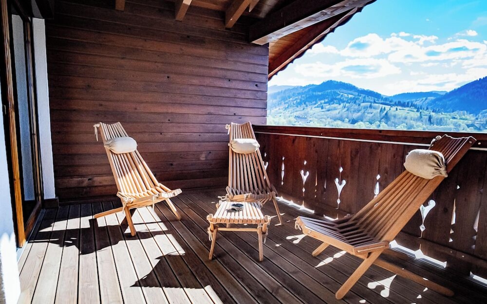 Apartment, Balcony
