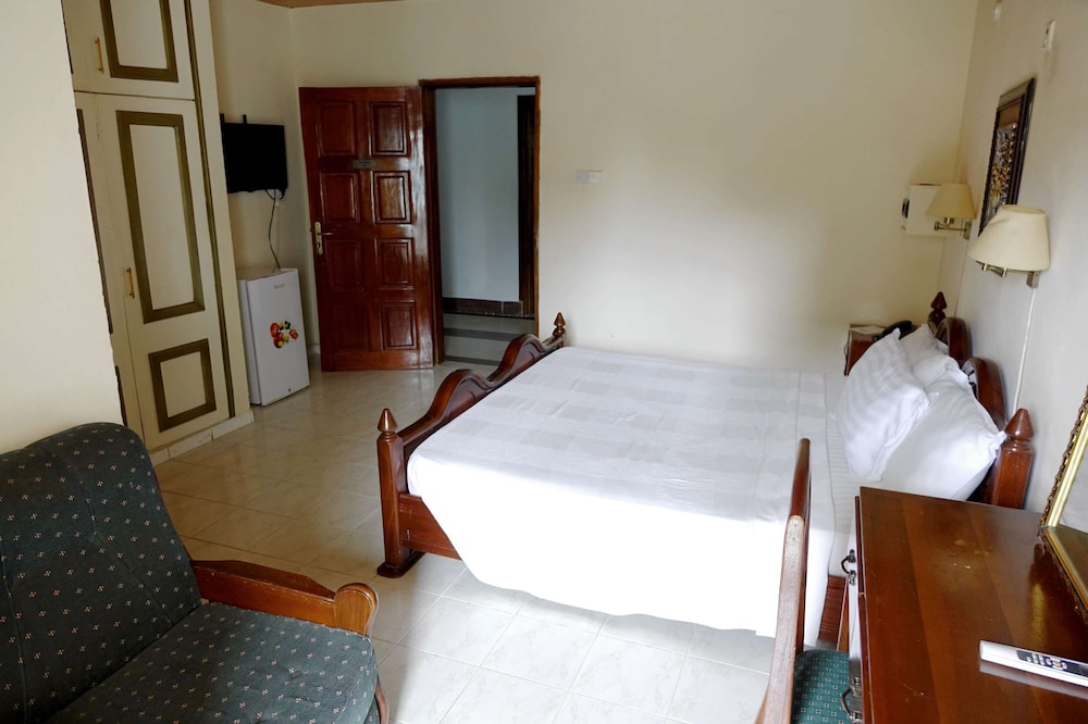 Standard Double Room photo 3
