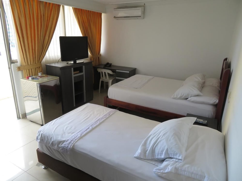 Family Double Room, Accessible, Balcony photo 3