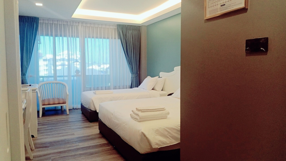 Grand Deluxe Room - Photo 2