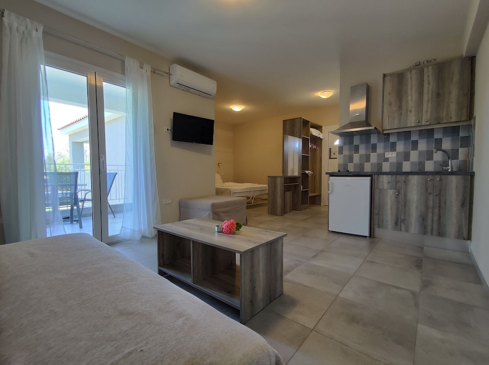 Superior Studio Suite photo 1