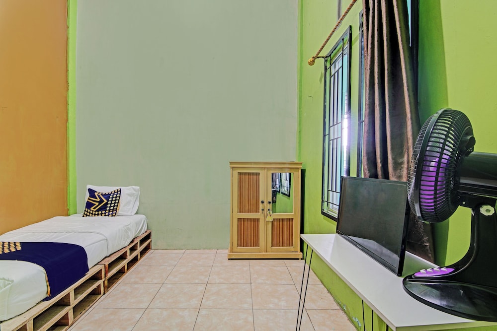 Basic Single Room photo 1