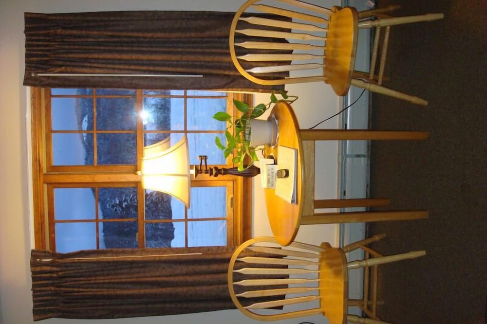 Basic Double Room, 2 Double Beds photo 2