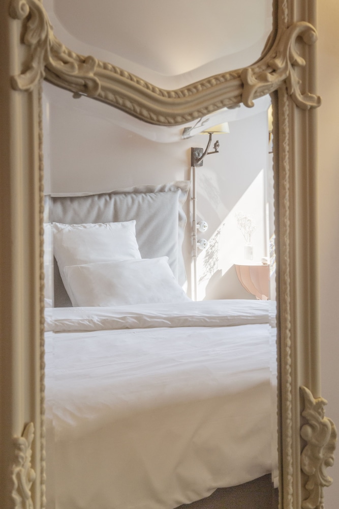 Privilege, Room, 1 Double Bed - Photo 3
