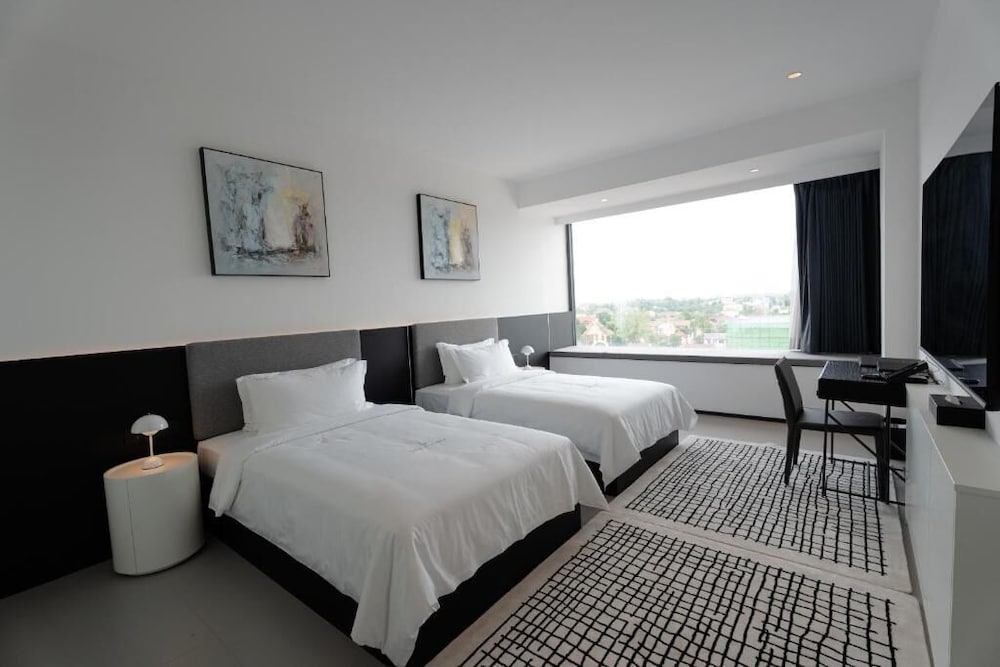 Superior Room, City View - Photo 2