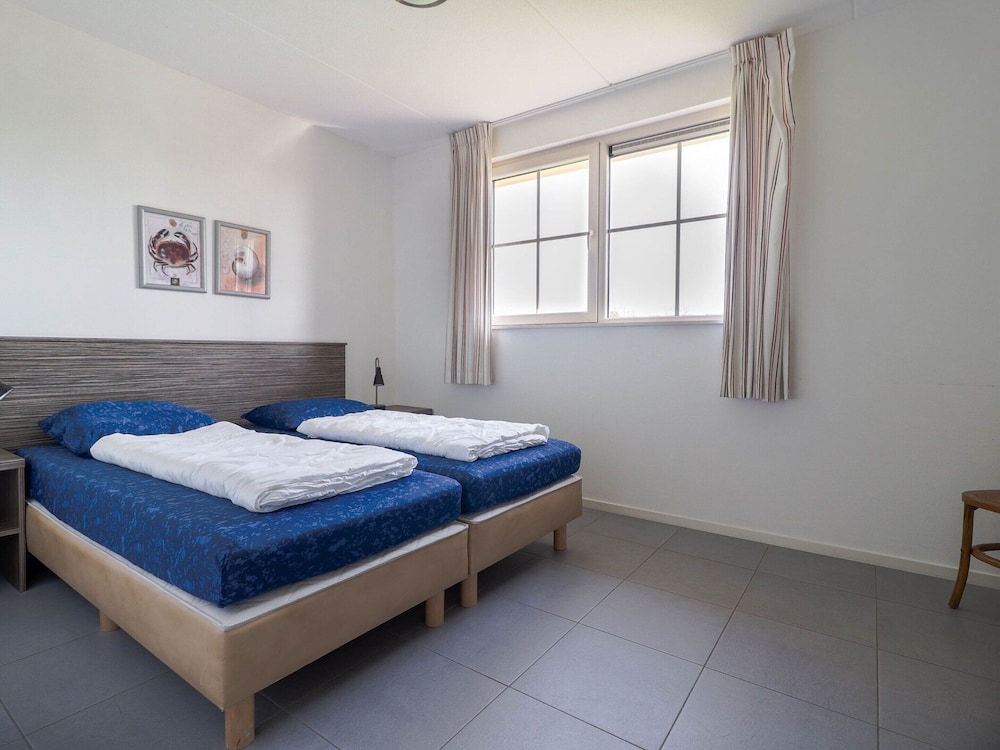 Villa photo 2