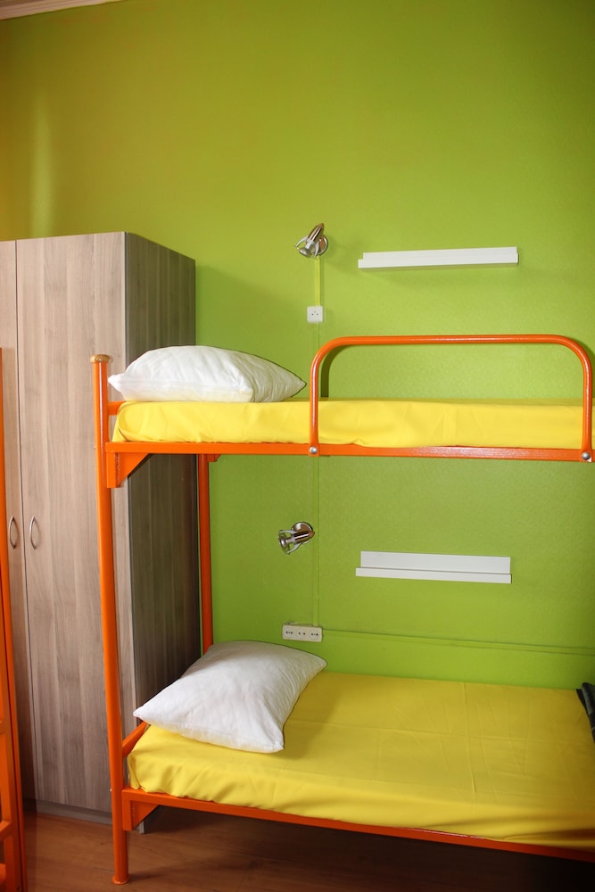 Traditional Shared Dormitory, Men only, Non Smoking (8 beds) photo 2