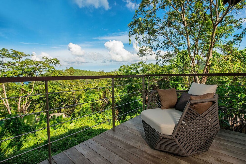 SEAVIEW POOL VILLA-TREETOP - Photo 15