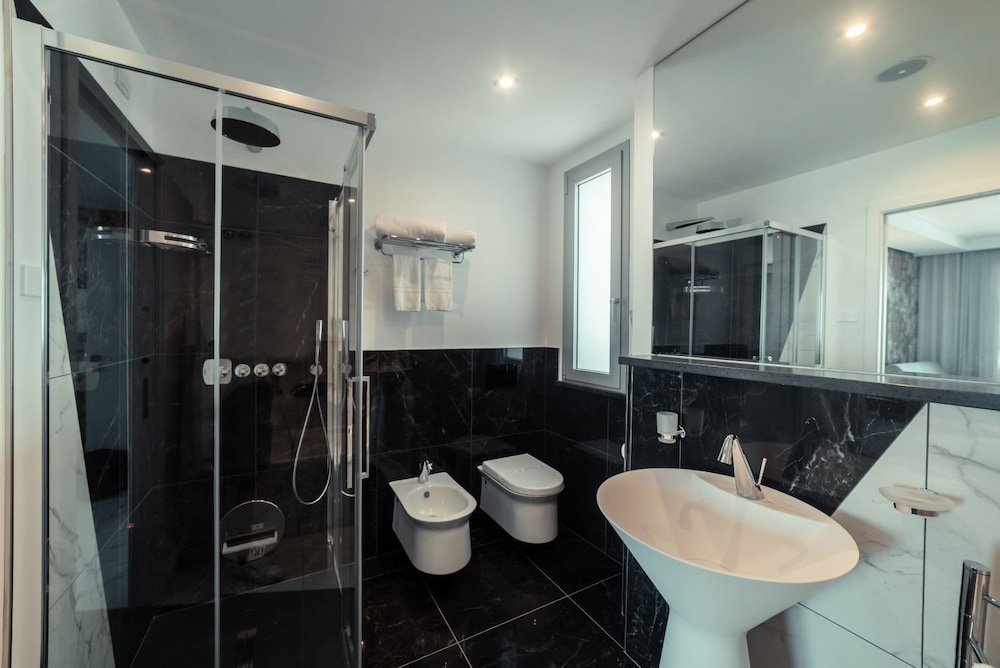 Junior Suite (NAUTILUS) - Photo 24